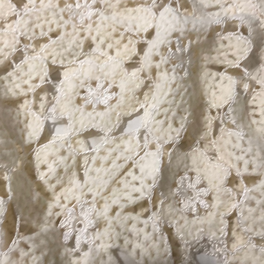 Ann Taylor beautiful Lacey off-white Pancho.
